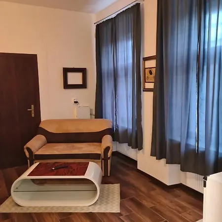 La Casa Rosa Apartment *